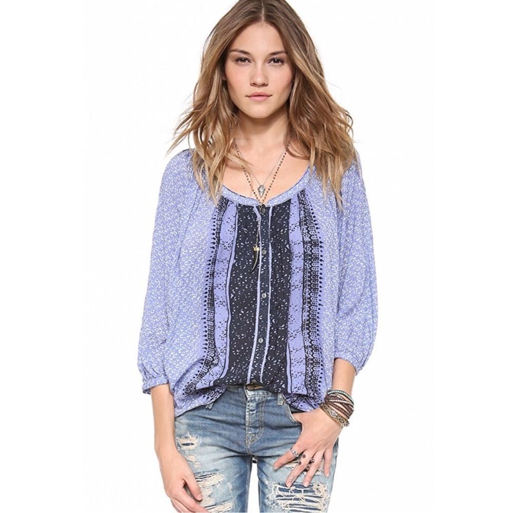 Free People Days of Romance Top Purple and Black
Batik-inspired Print Small